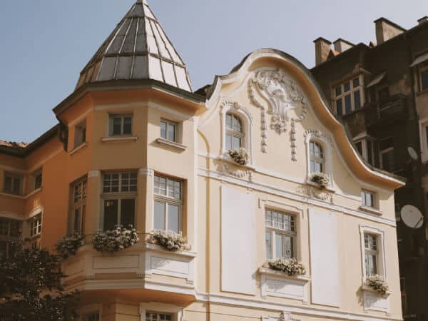 Търсите апартаменти за продажба? 26 Красива сграда с апартаменти в България