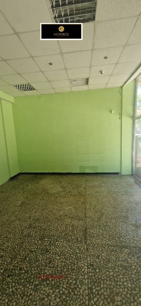 Shop in Shirok Tsentar, Lovech - Image 14