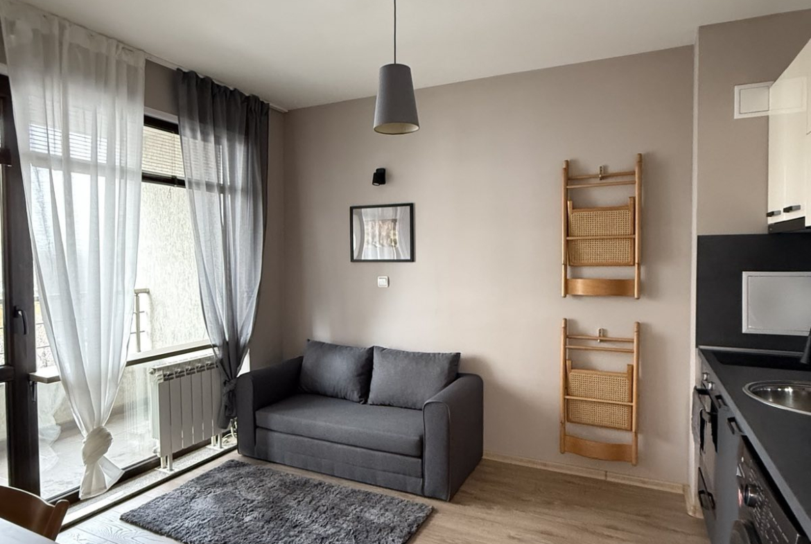 Two-bedroom apartment in Студентски град, Sofia - Image 3