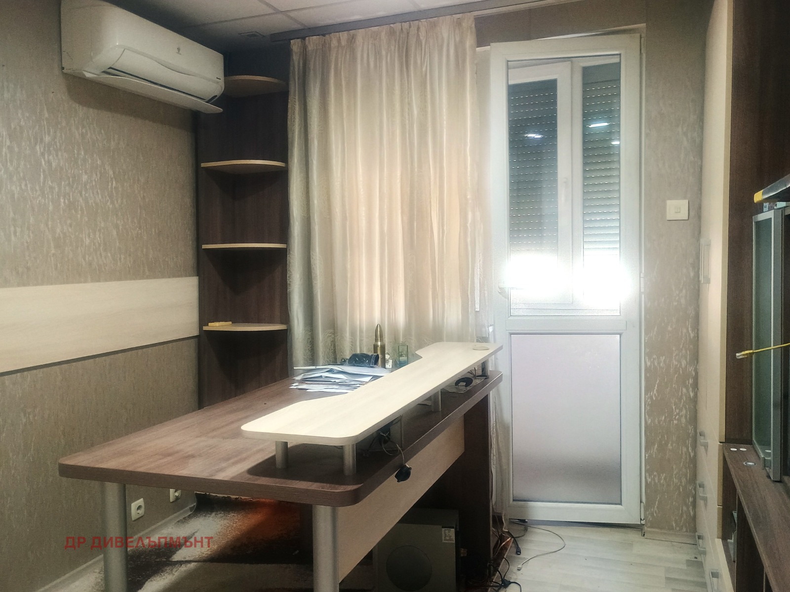 Apartment in Oborishte, Sofia - Image 27