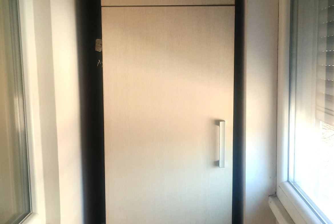 Apartment in Oborishte, Sofia - Image 12