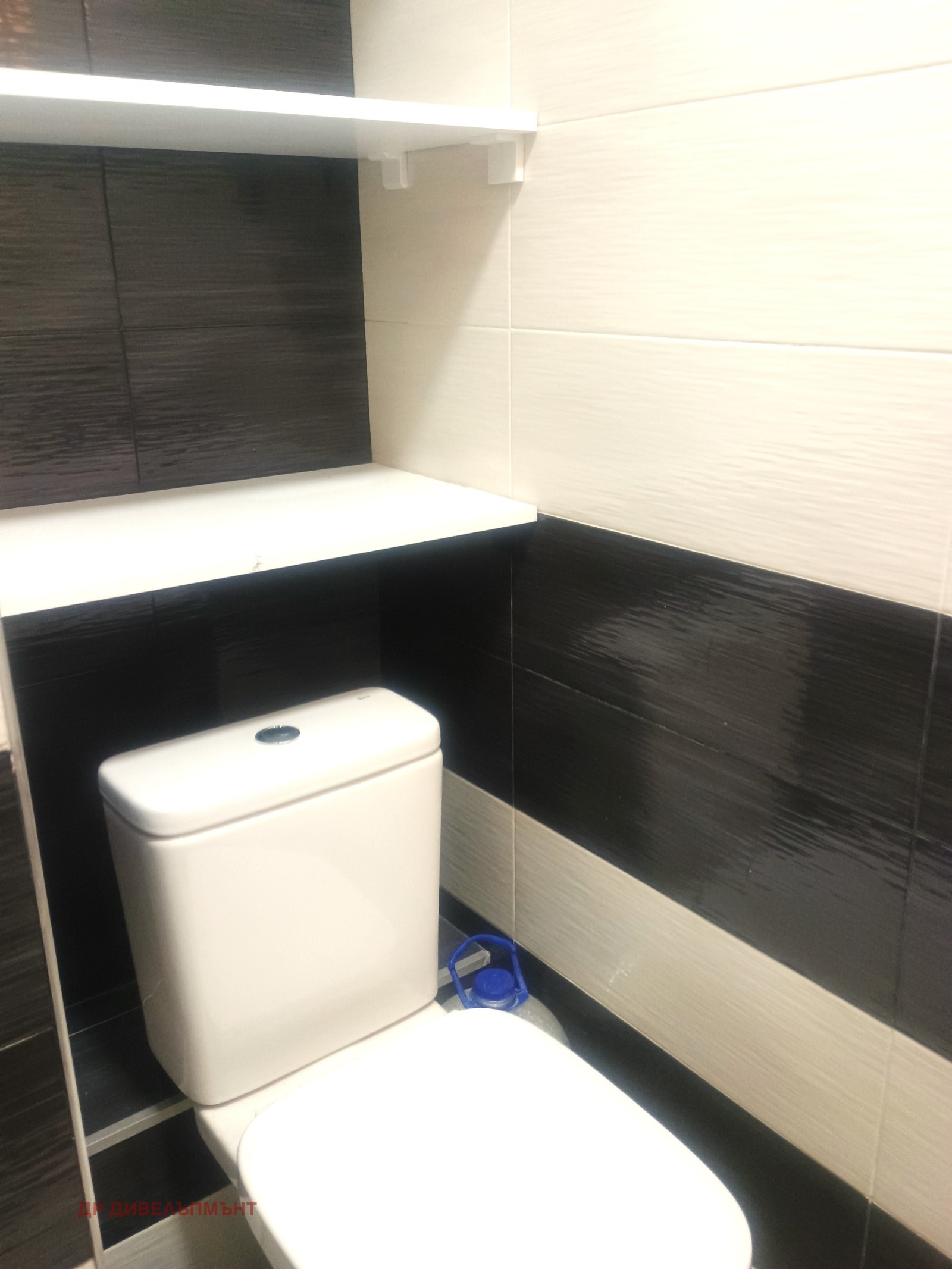 Apartment in Oborishte, Sofia - Image 30