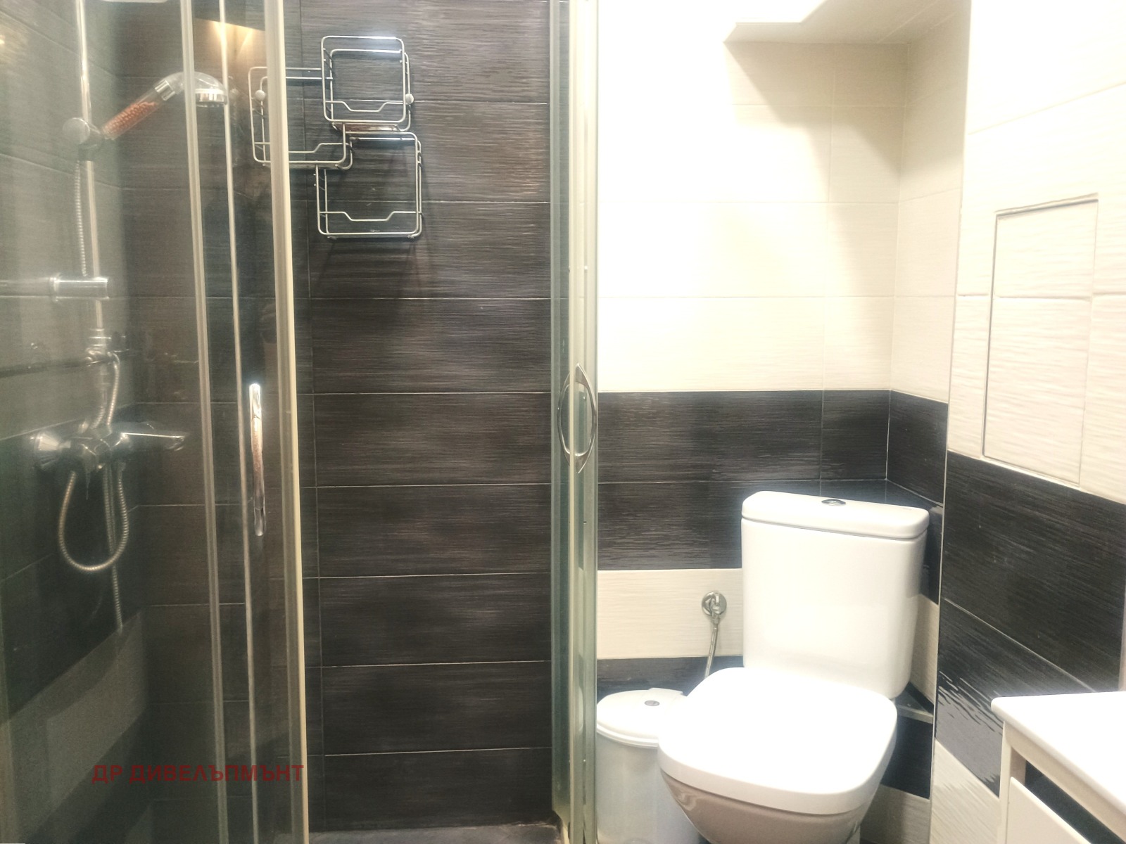 Apartment in Oborishte, Sofia - Image 21