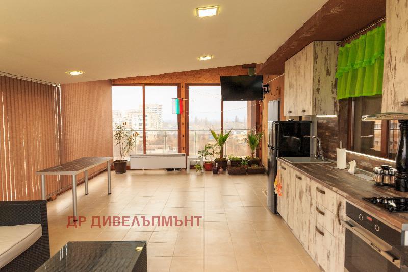 Четиристаен апартамент 385 кв.м. за продажба в София Слатина | Пентхаус с басейн