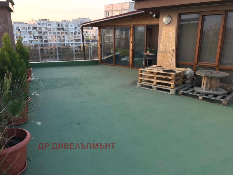 Четиристаен апартамент 385 кв.м. за продажба в София Слатина | Пентхаус с басейн