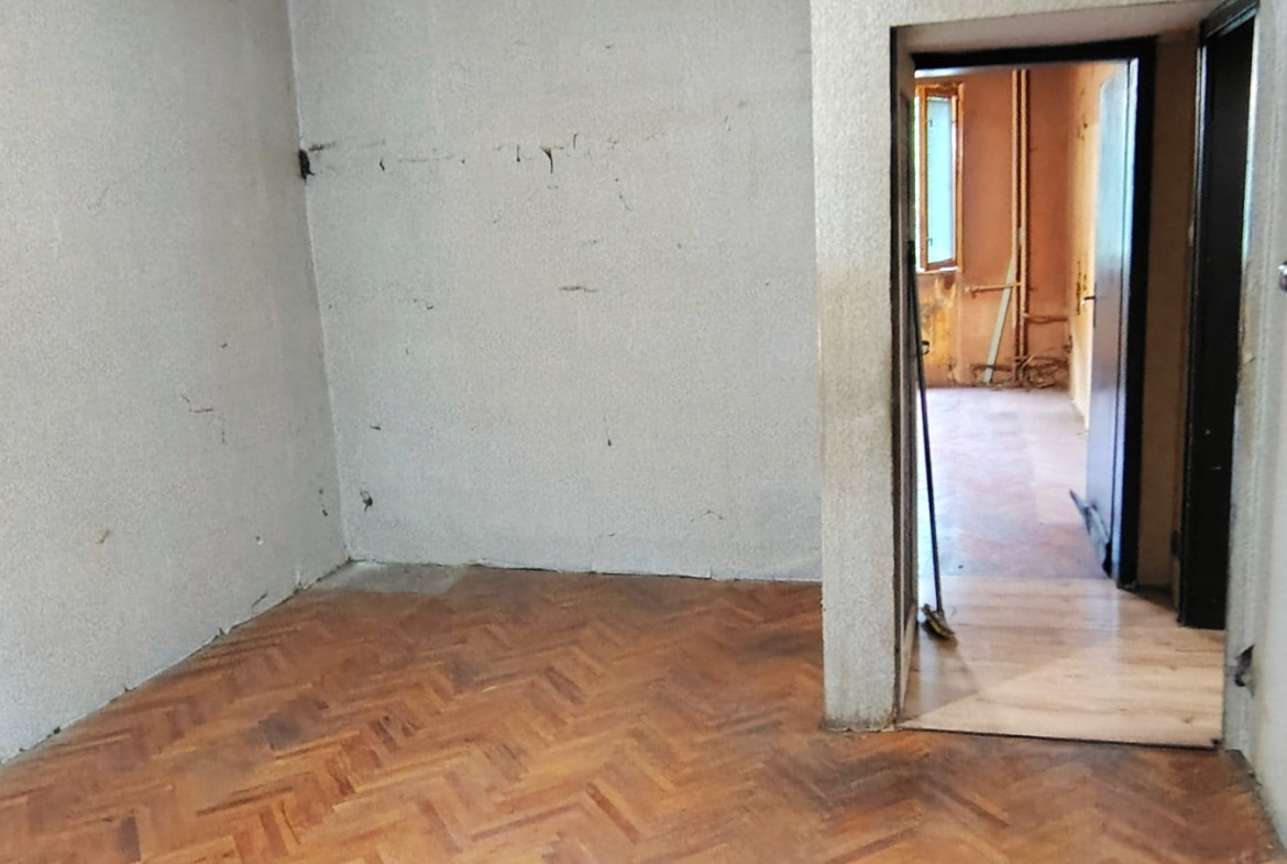 Apartment in Nadezhda 4, Sofia - Image 12