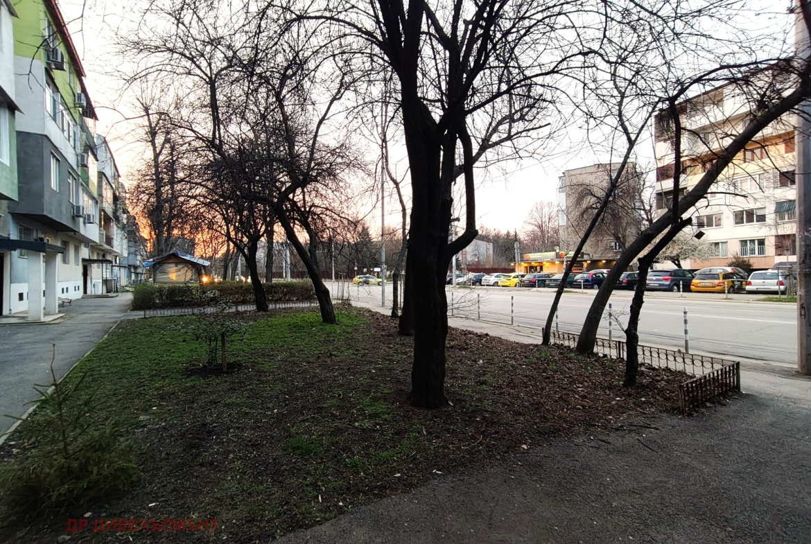 Apartment in Nadezhda 4, Sofia - Image 3