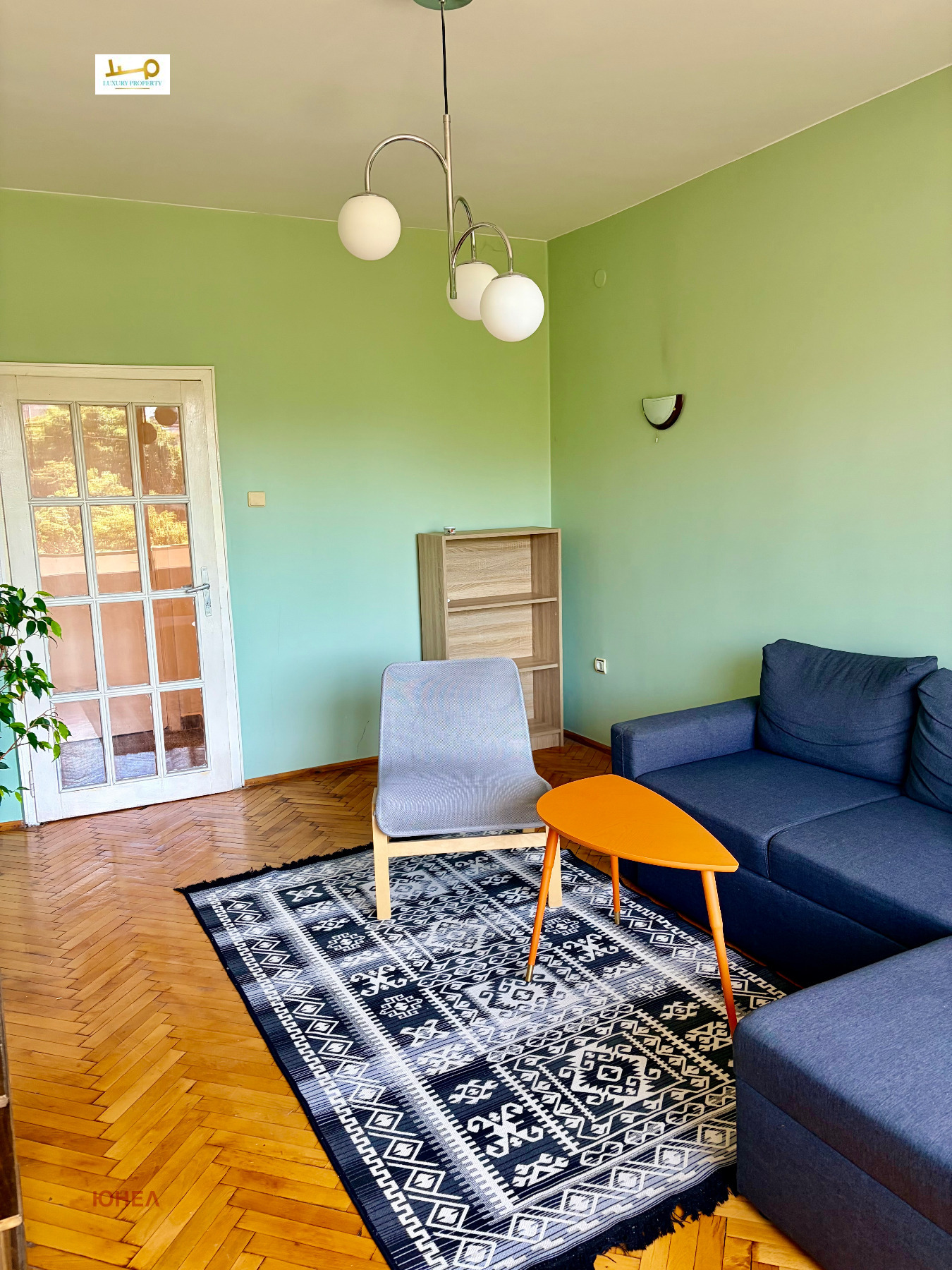 Двустаен апартамент 60 кв.м. за продажба в Западен парк | Изглед към Витоша