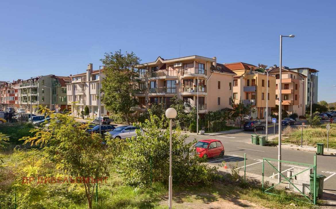 Apartment in Cherno More, Nessebar - Image 8