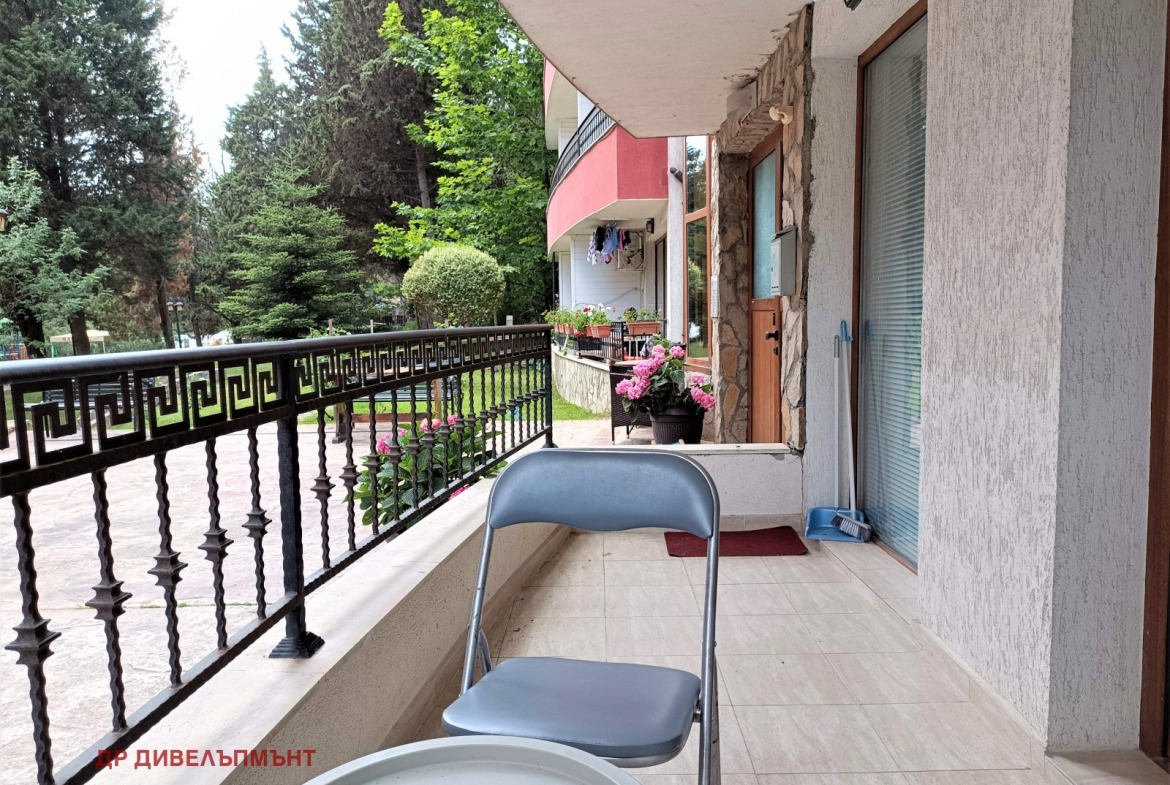 Двустаен апартамент 65 кв.м. под Наем в Несебър, Комплекс Рич | Басейн и Плаж