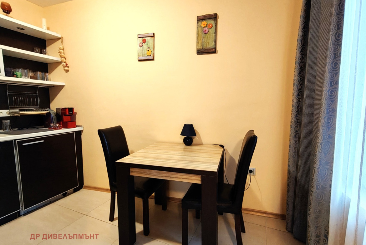 Apartment in Kompleks Mirni, Sveti Vlas - Image 7