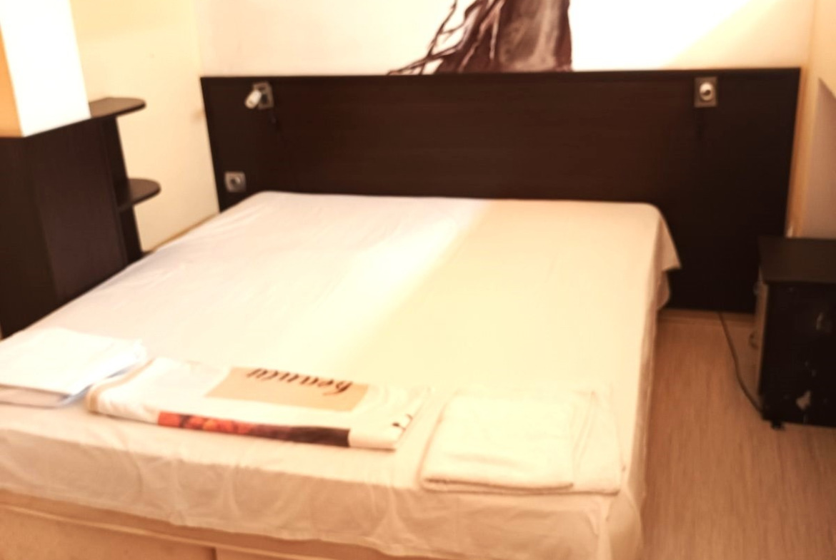 Apartment in Cherno More Building 94, Nessebar - Image 11