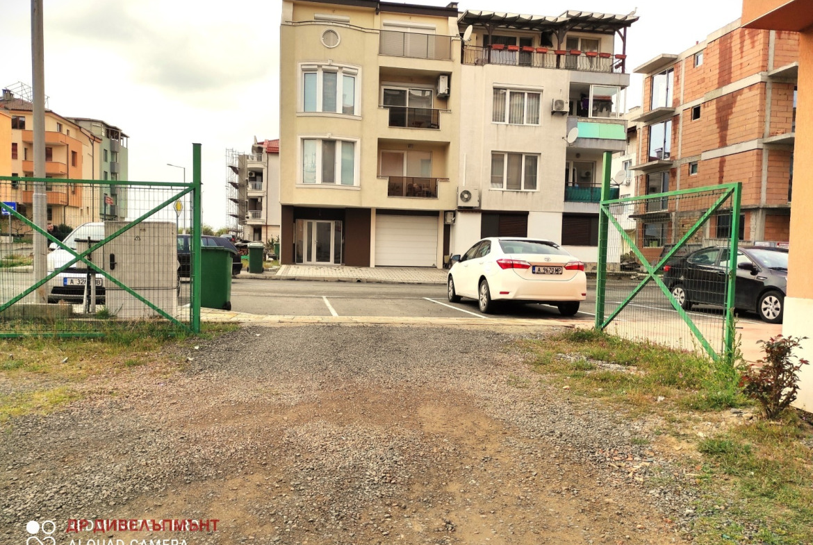 Apartment in Cherno More Building 94, Nessebar - Image 17
