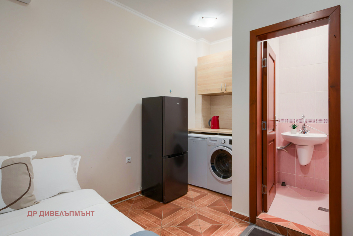 Apartment in Sun Wave Complex, Sveti Vlas - Image 3
