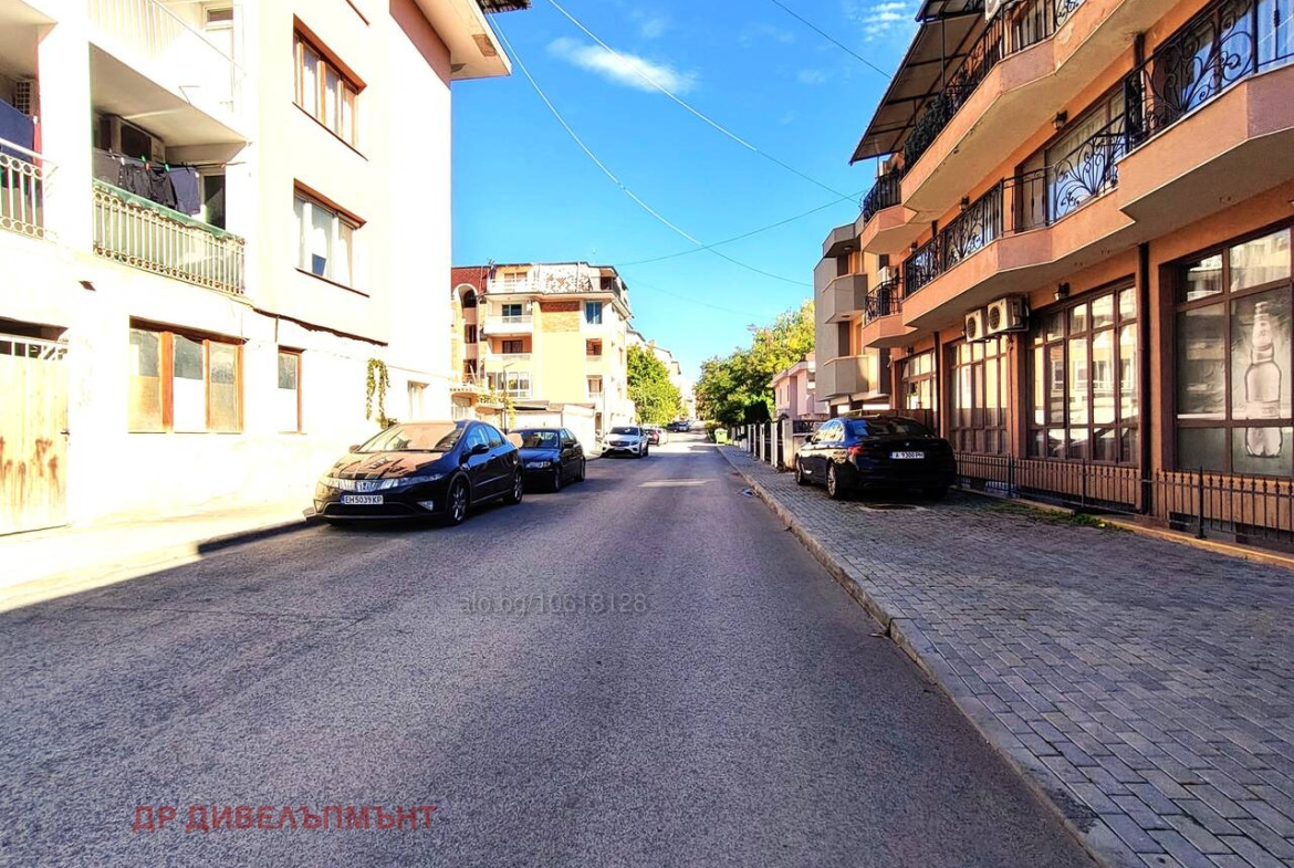 Apartment in Mladost Blok 54, Nessebar - Image 14
