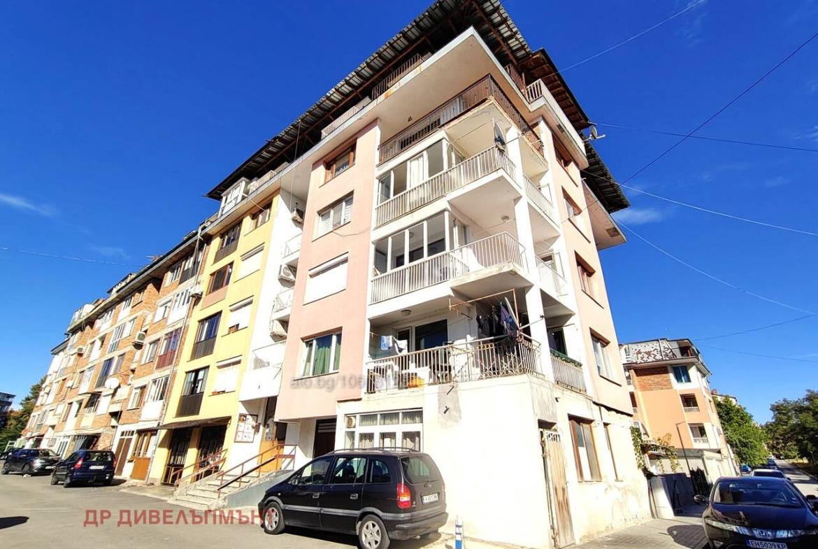 Apartment in Mladost Blok 54, Nessebar - Image 15