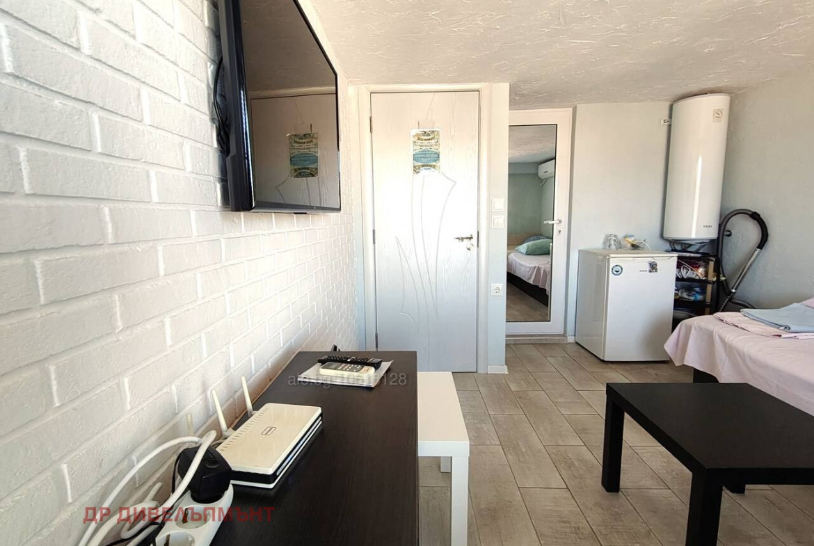 Apartment in Mladost Blok 54, Nessebar - Image 5
