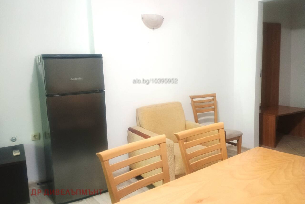 Едностаен апартамент 35 кв.м. продава Слънчев бряг | 2-ри етаж с басейн