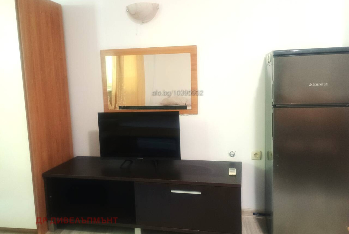 Едностаен апартамент 35 кв.м. продава Слънчев бряг | 2-ри етаж с басейн