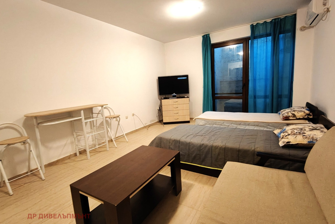Apartment in Cherno More 1, Nessebar - Image 5