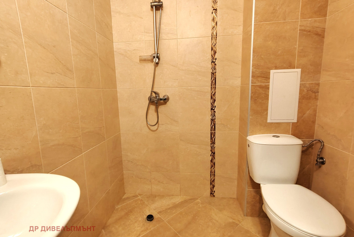 Apartment in Cherno More 1, Nessebar - Image 8