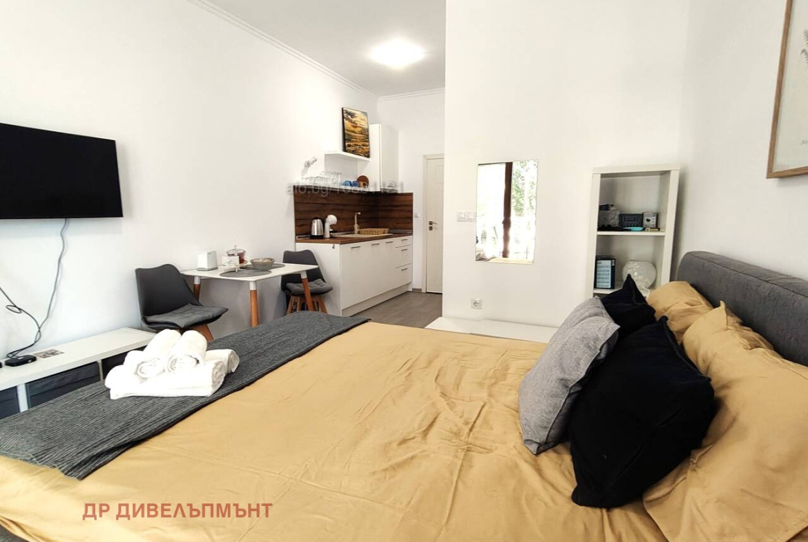 Apartment in Valencia Gardens, Nessebar - Image 2