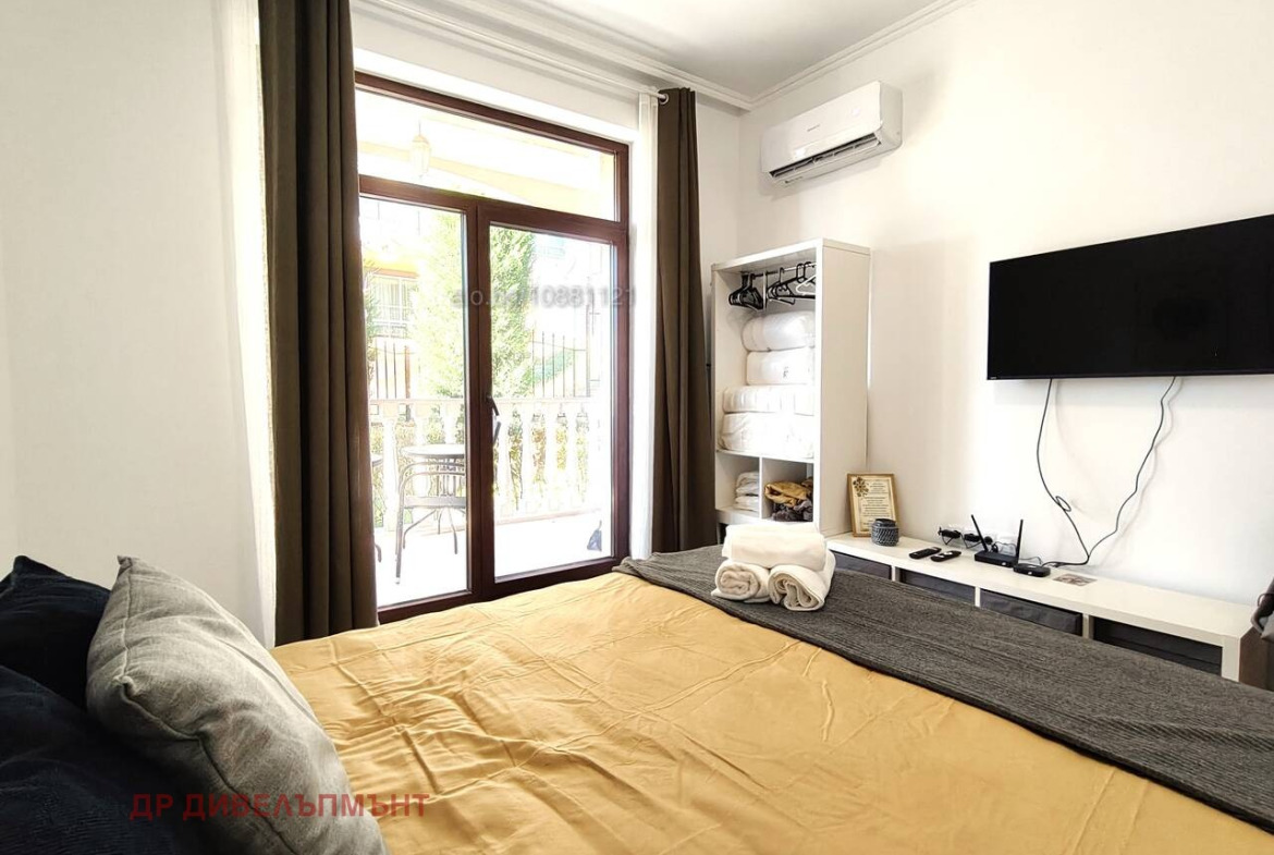 Apartment in Valencia Gardens, Nessebar - Image 5