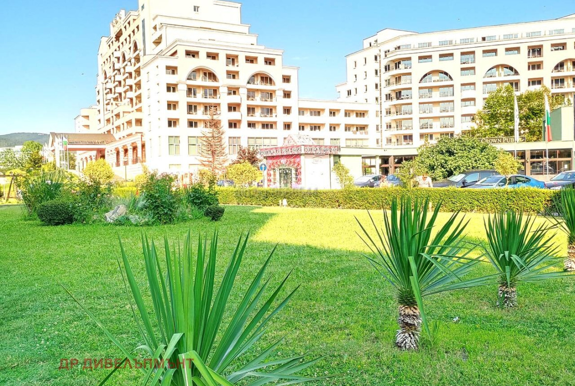 Apartment in Kompleks Sani Biych Plaza, Sunny Beach - Image 14