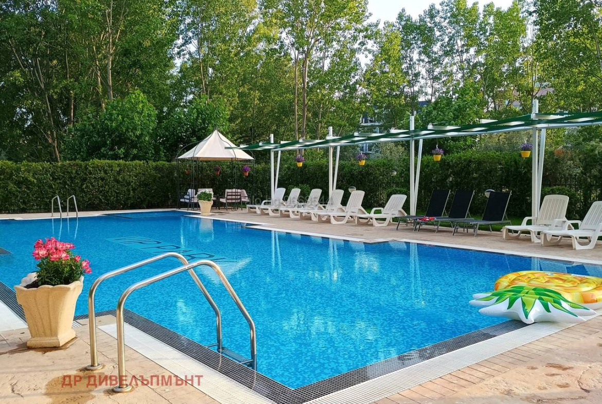 Apartment in Kompleks Sani Biych Plaza, Sunny Beach - Image 15