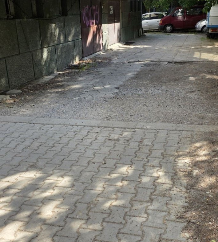 garage-20-sqm-for-rent-strelbishte-sofia-2 Garage in Strelbishte, Sofia - Image 2