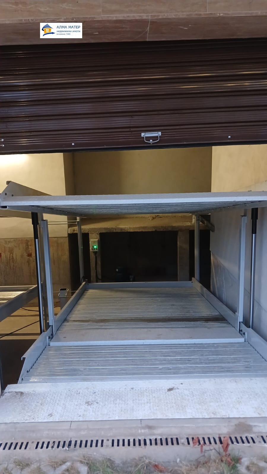 garage-40-sqm-for-rent-lyulin-double-with-lift-3 Garage in Lyulin 9, Sofia - Image 9