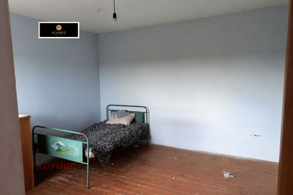 House in Kozarevets - Image 4