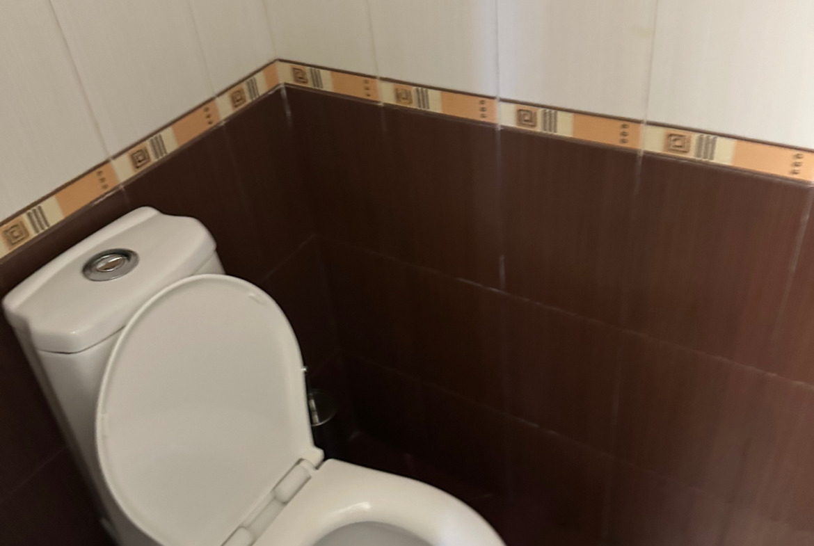 Офис 24 кв.м под Наем в София Център | Близо до Метро