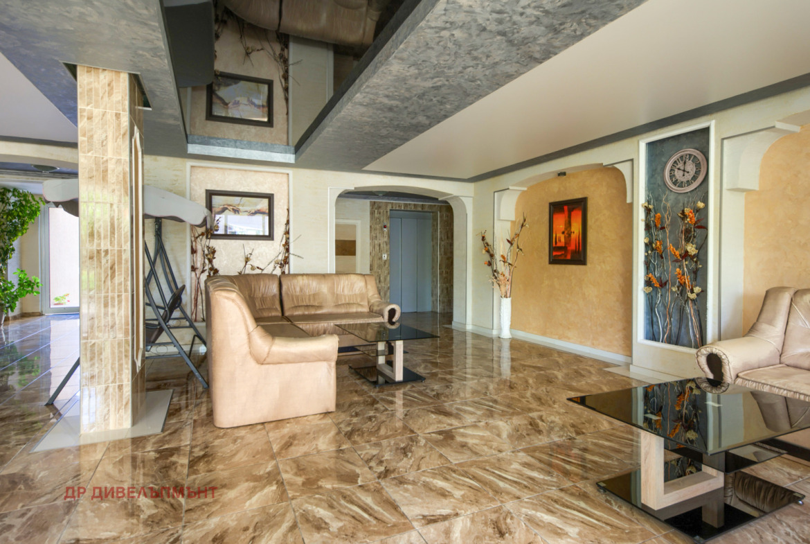 Apartment in Kompleks Vip Zona, Sunny Beach - Image 13
