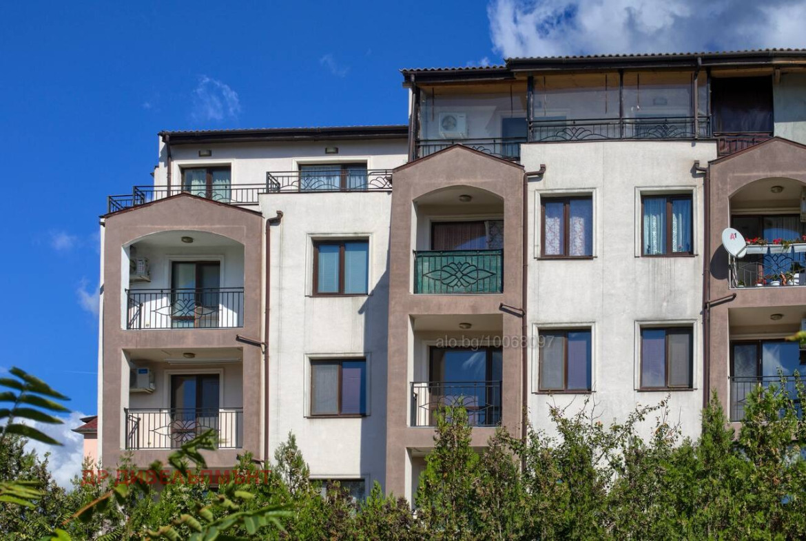 Apartment in Grand 22, Sunny Beach - Image 13