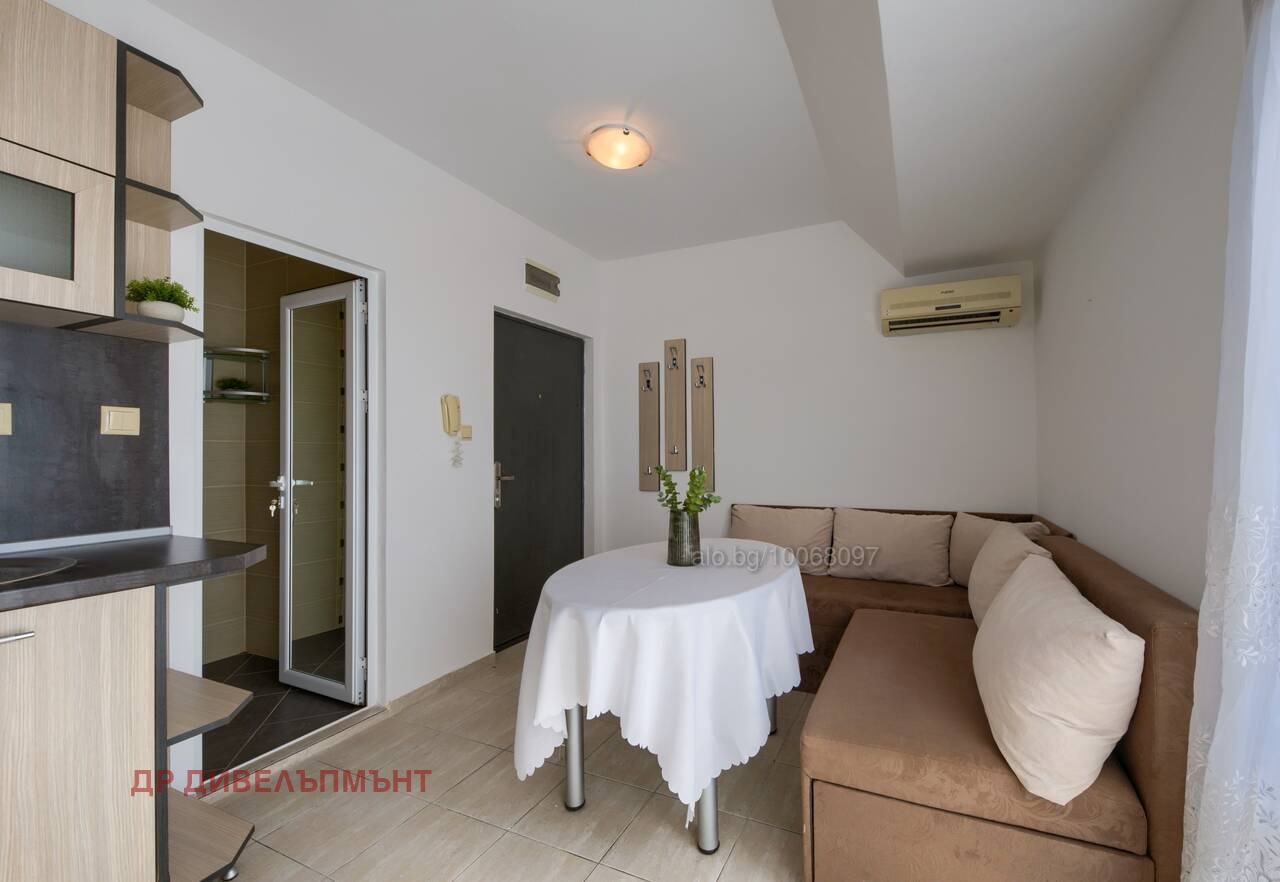 Apartment in Grand 22, Sunny Beach - Image 18