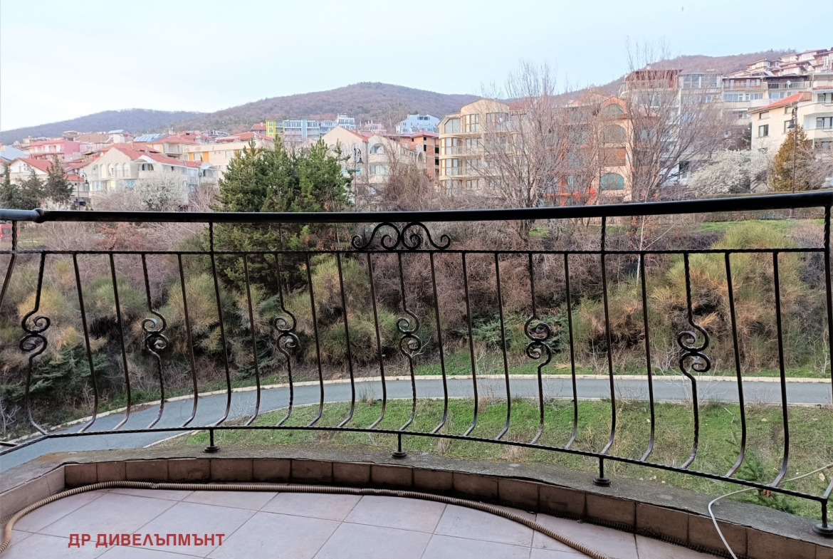 Apartment in Kompleks Yug 4 2, Sveti Vlas - Image 11