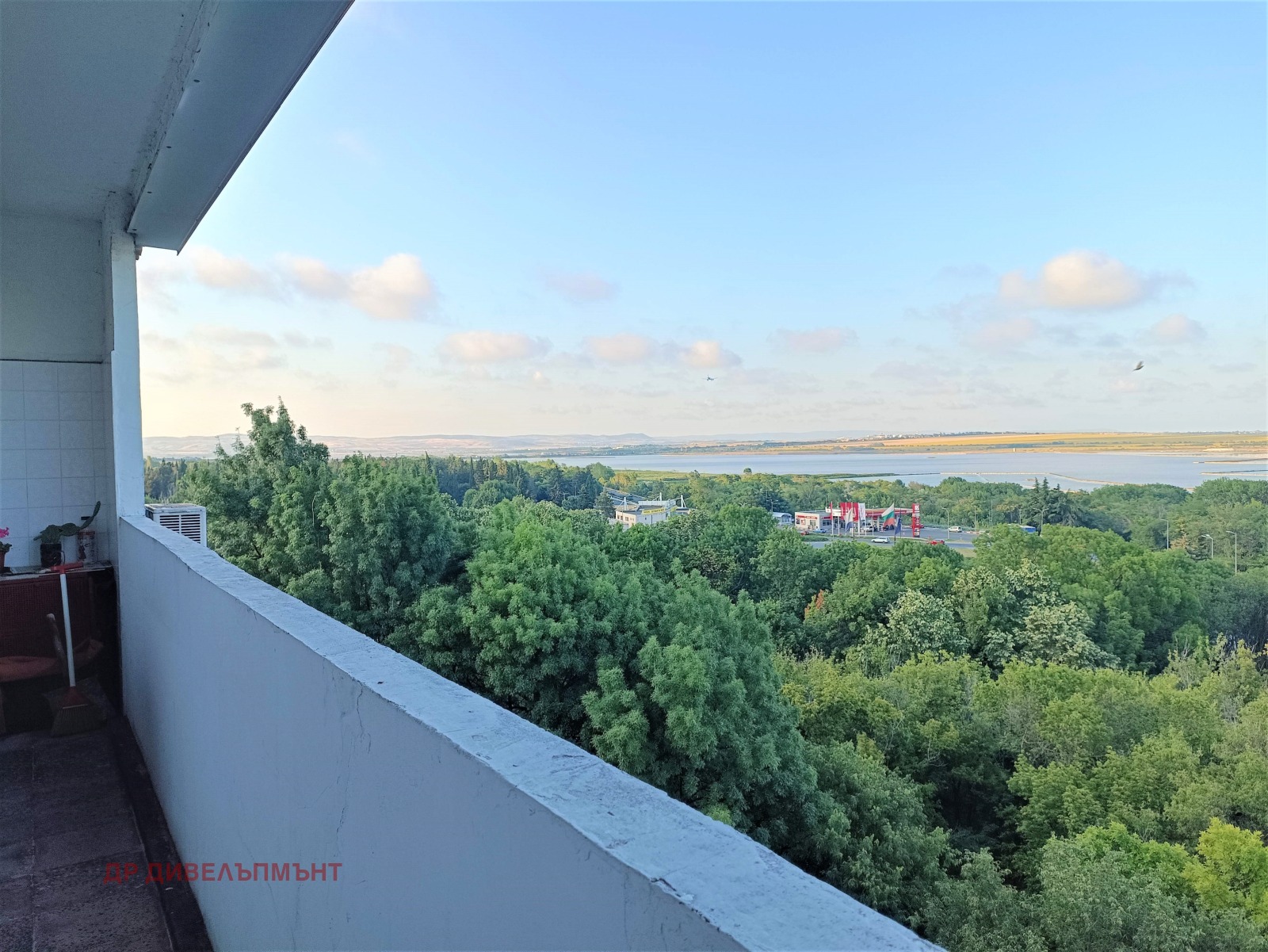 Apartment in Izgrev Blok 35, Burgas - Image 21
