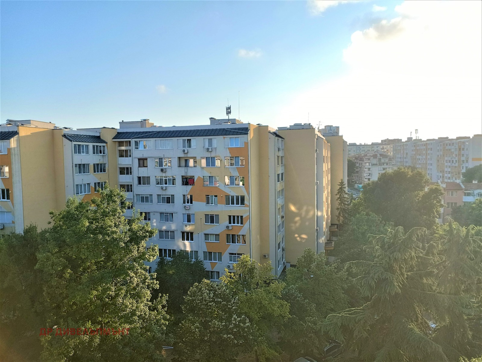 Apartment in Izgrev Blok 35, Burgas - Image 17