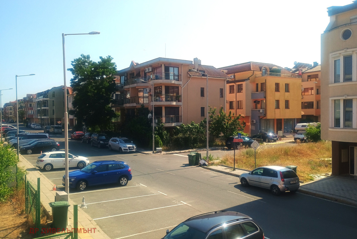 Apartment in Cherno More 2, Nessebar - Image 10