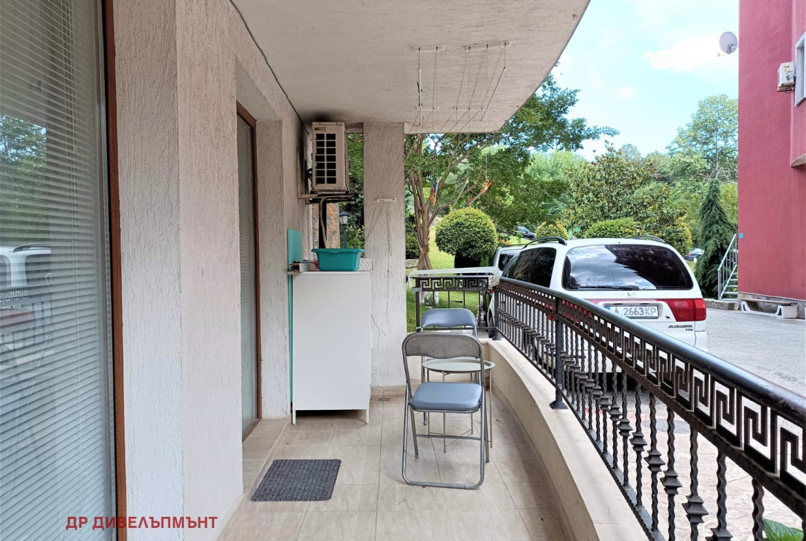 Apartment in Kompleks Rich, Nessebar - Image 14