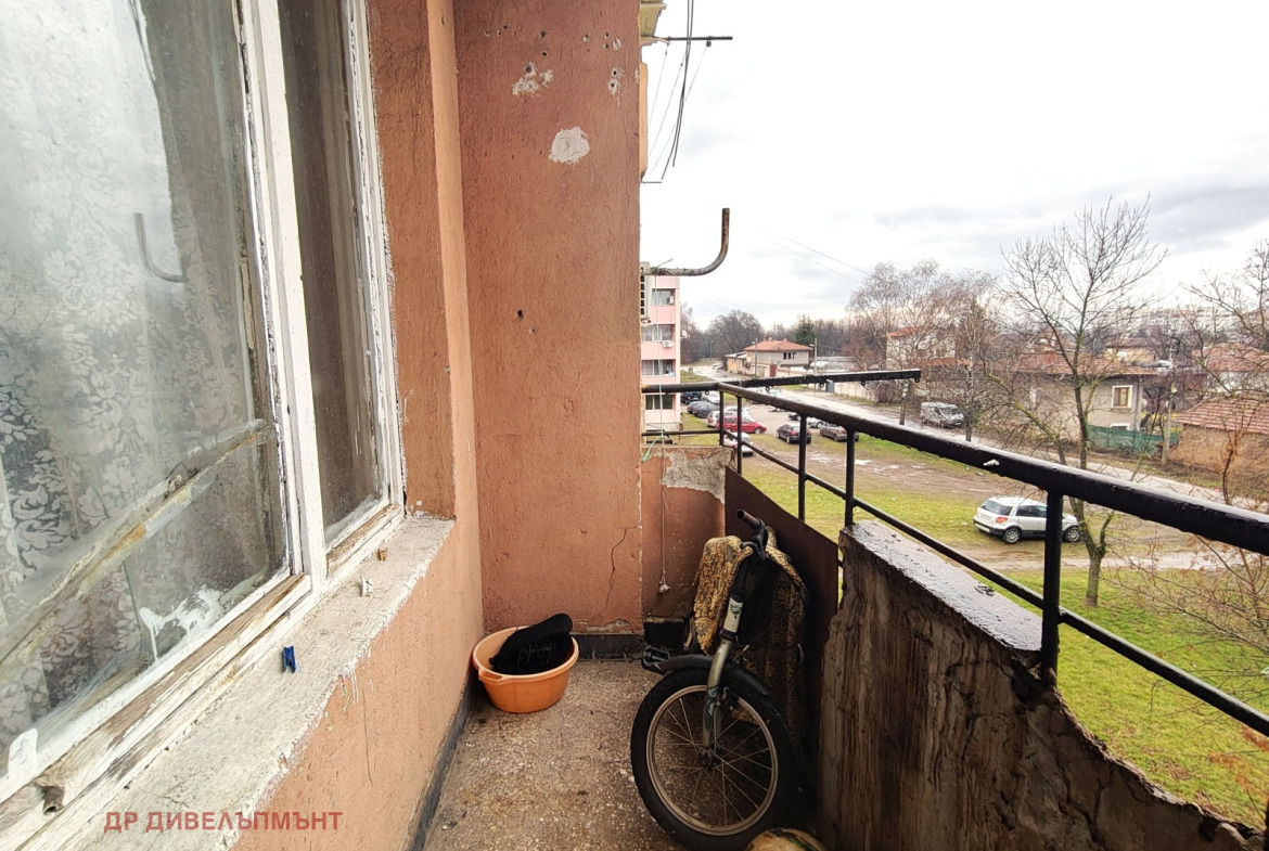 Apartment in Botunets, Sofia - Image 4