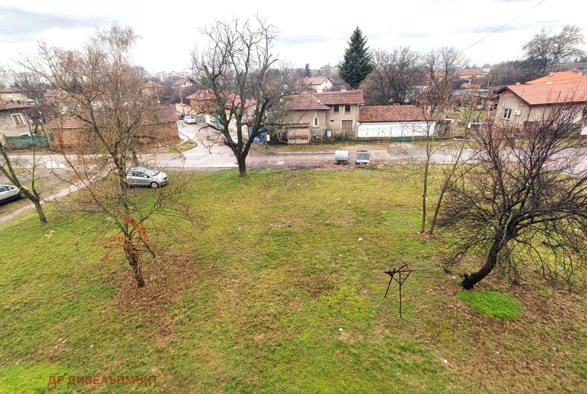 Apartment in Botunets, Sofia - Image 5
