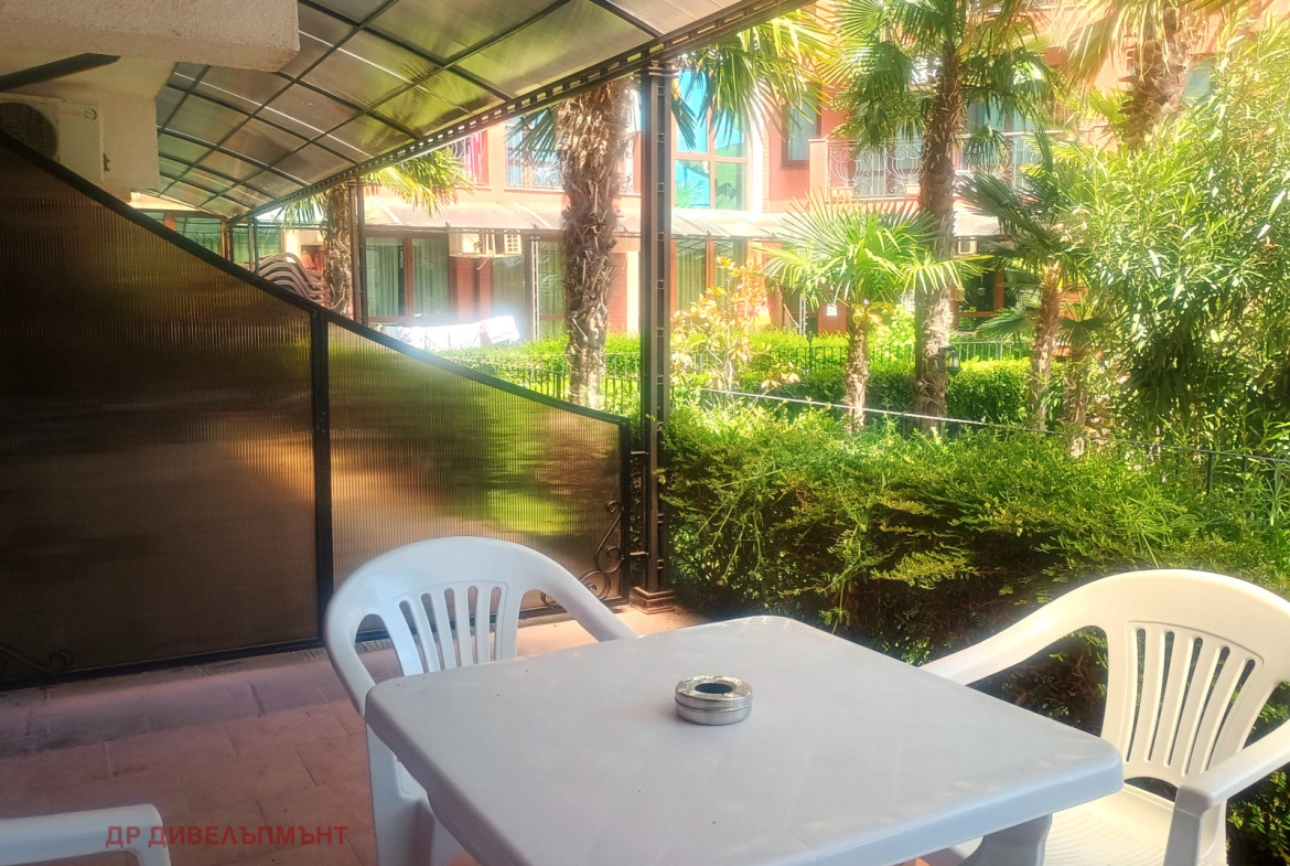 Apartment in Kompleks Shato A06, Nessebar - Image 11