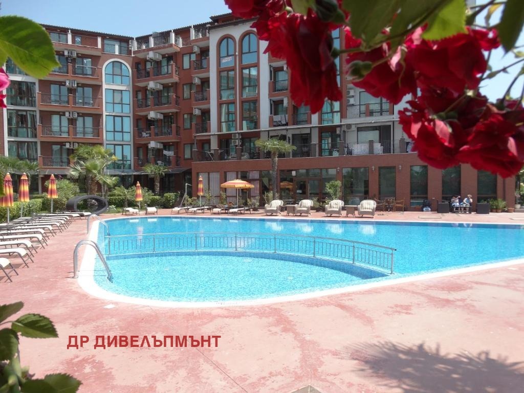Apartment in Shato Del Marina A05, Nessebar - Image 14