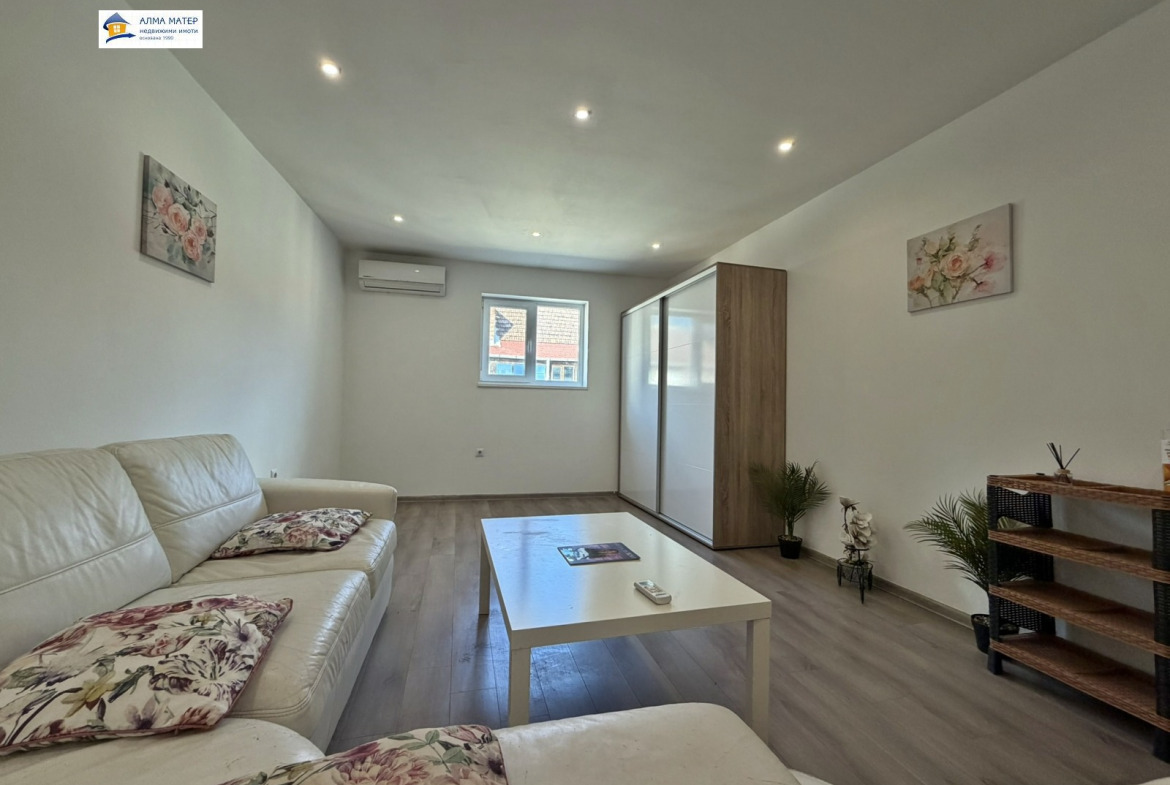 Apartment in Center, Sofia - Image 6