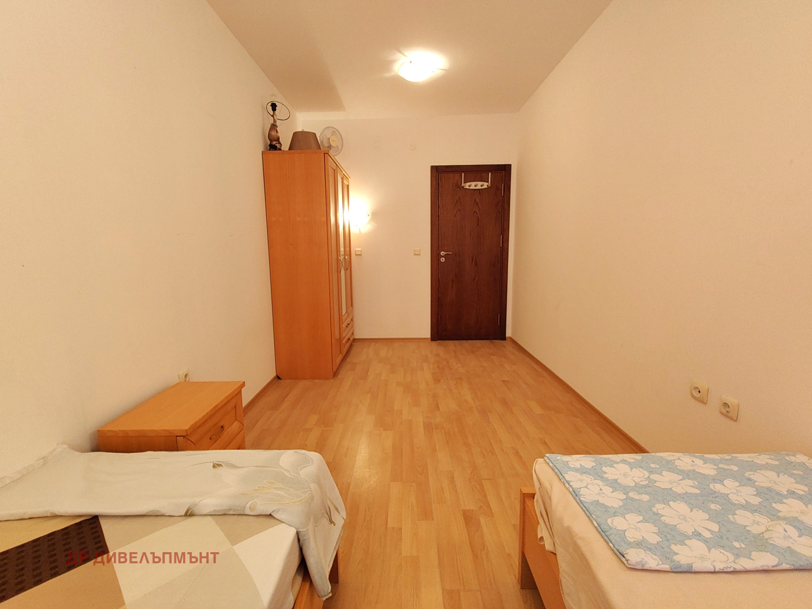 Тристаен апартамент 96 кв.м. под Наем в Слънчев бряг | Басейн и Тераса