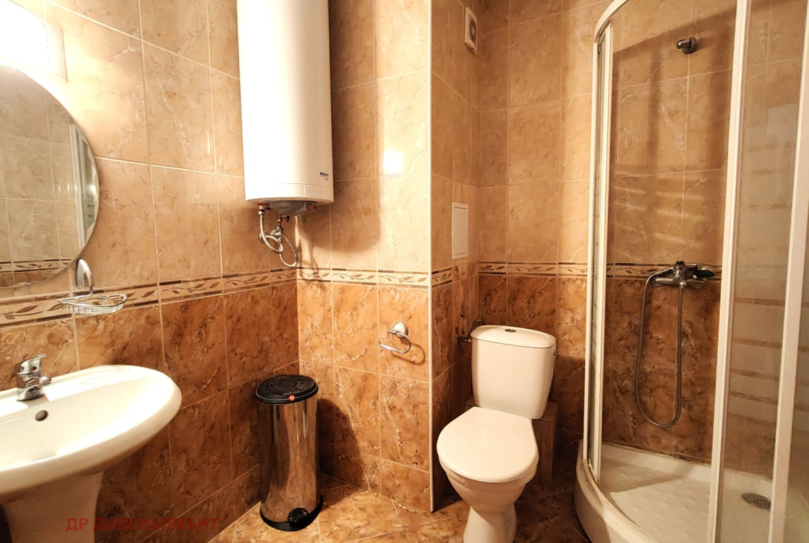 Тристаен апартамент 96 кв.м. под Наем в Слънчев бряг | Басейн и Тераса