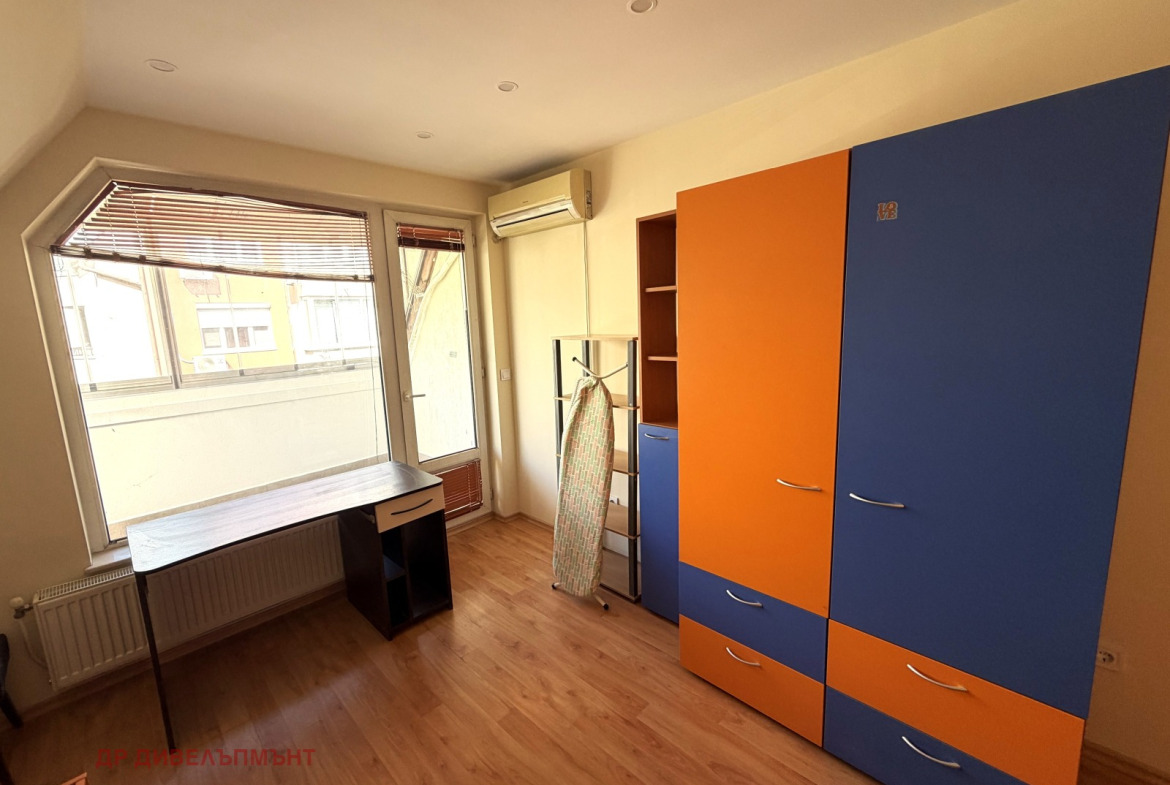 Apartment in Hadzhi Dimitar, Sofia - Image 11