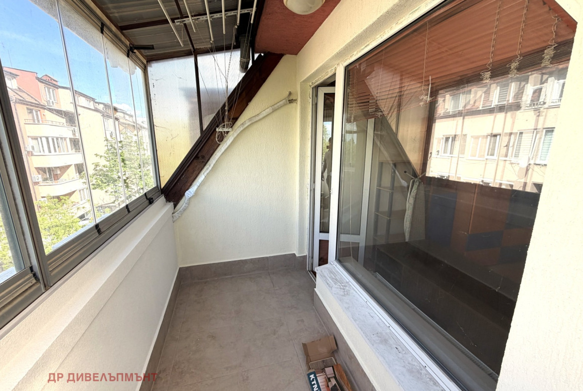 Apartment in Hadzhi Dimitar, Sofia - Image 12